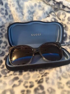 Gucci Black Gradient Oversized Square Women's Sunglasses